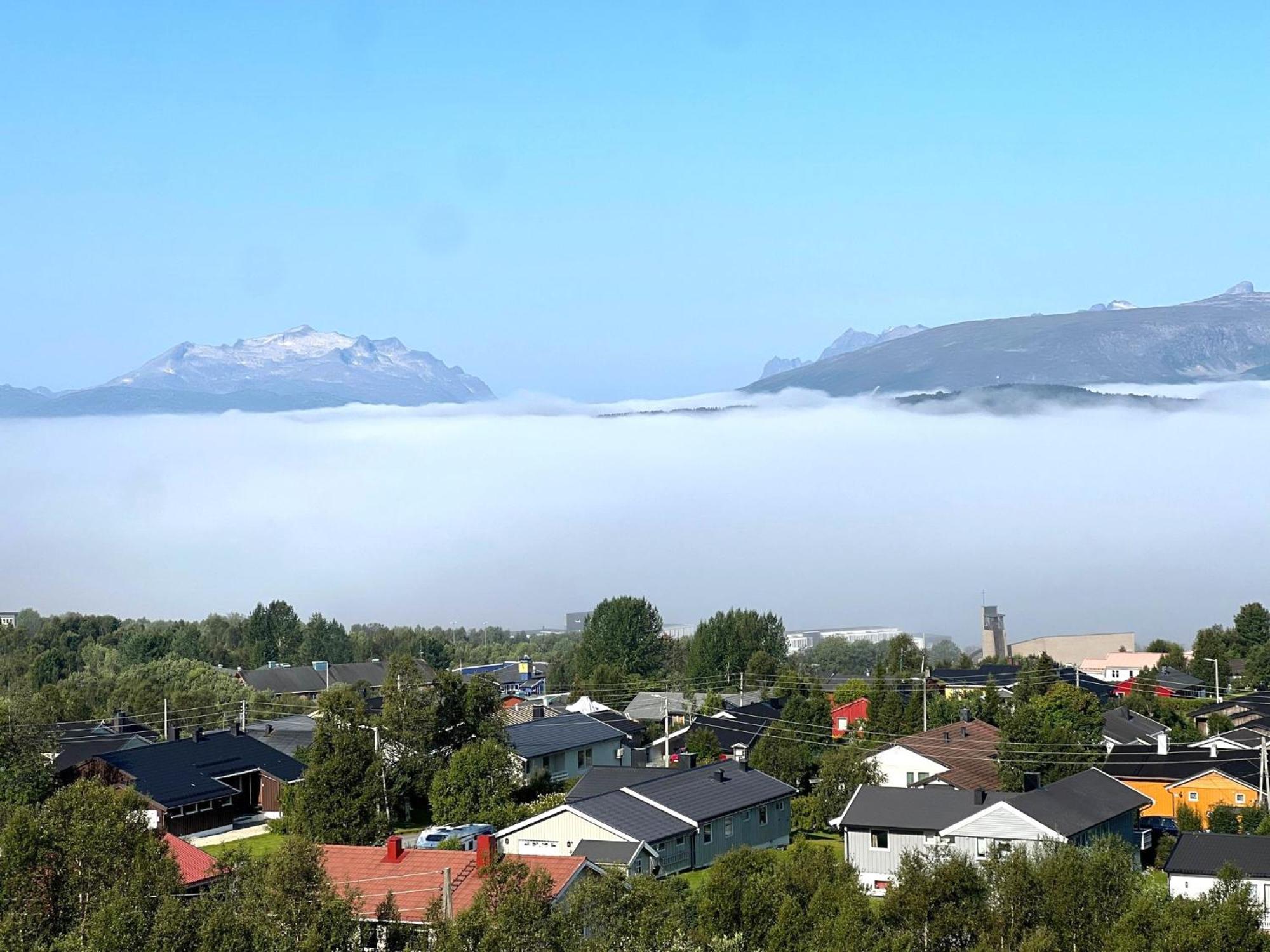 Miracle Tromso, Cozy Double Bed Private Room In A Shared Apartment With Stunning Tromso Views Εξωτερικό φωτογραφία
